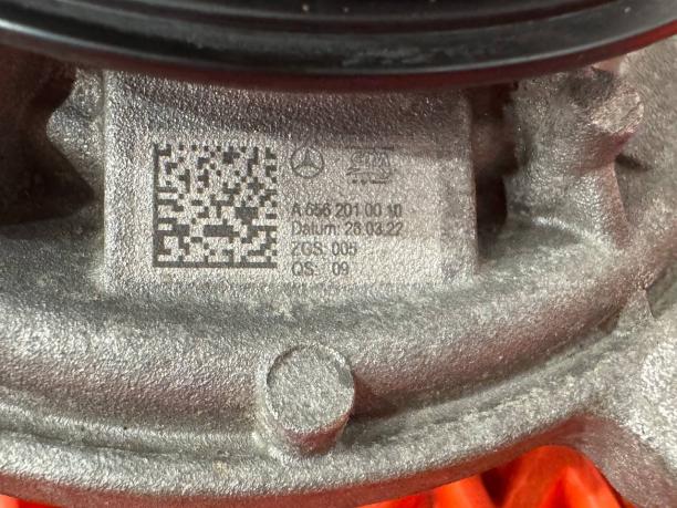 Помпа охлаждения m656 Mercedes W222 S 222 a6562010010