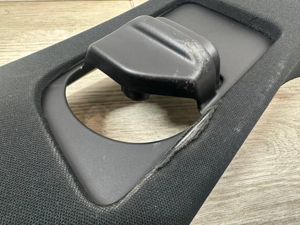 Обшивка левой стойки Mercedes W292 a2926904300