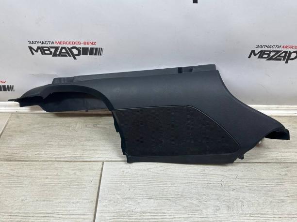 Обшивка багажника правая Mercedes W166  a2926900454