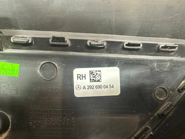 Обшивка багажника правая Mercedes W166  a2926900454