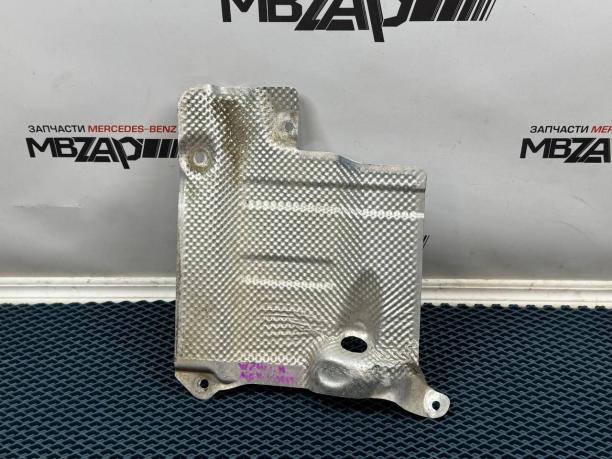 Тепловой экран моторного отсека Maybach w240 57 62 a2406821271