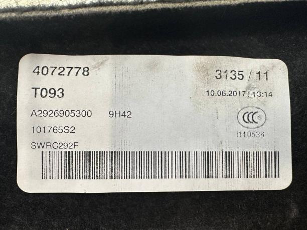 Обшивка багажника правая Mercedes W166  a2926905300