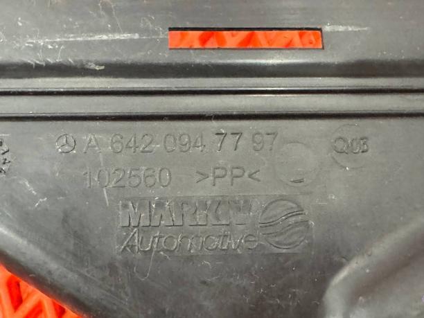 Патрубок воздушный левый om642 Mercedes W222 a6420947797