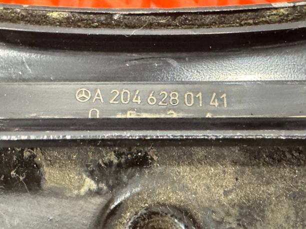 Площадка аккумулятора Mercedes W204 a2046200018