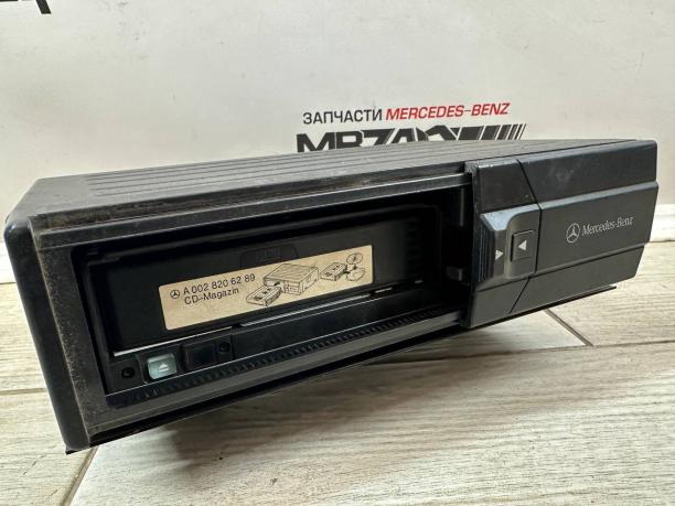 CD чейнджер Mercedes w210 a0028205889