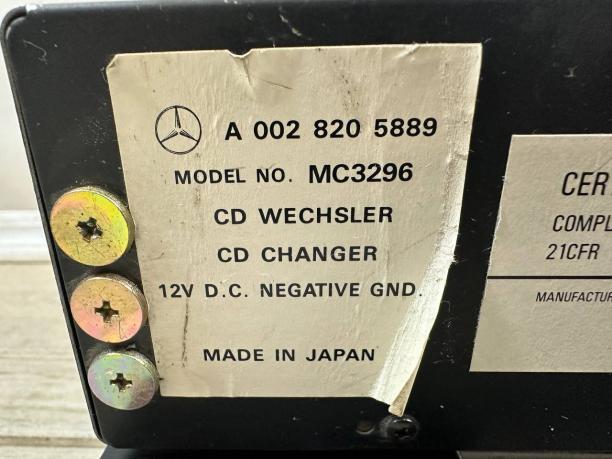 CD чейнджер Mercedes w210 a0028205889
