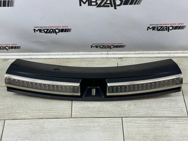 Накладка замка багажника Mercedes W166  a2926900041