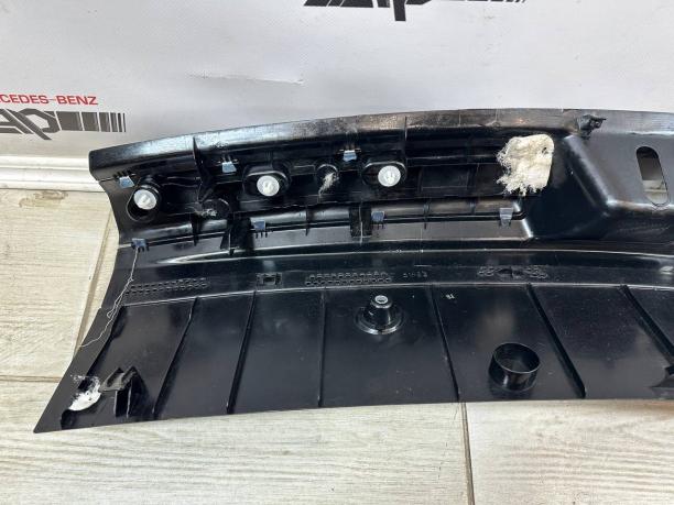Накладка замка багажника Mercedes W166  a2926900041