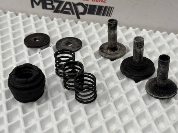 Подвеска компрессора Mercedes W164 ML 164 a0009922250
