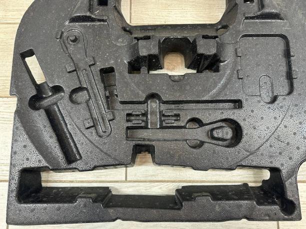 Ящик для инструментов Mercedes W292 a1668990600