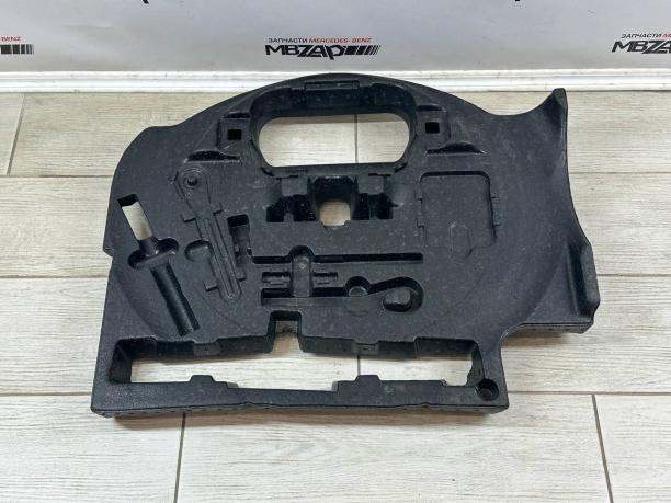 Ящик для инструментов Mercedes W292 a1668990600