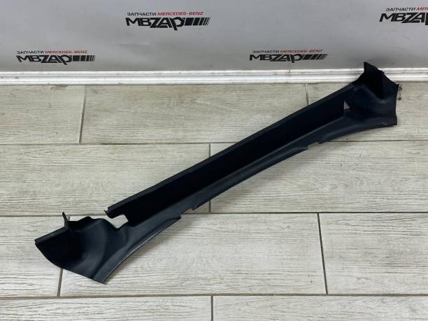 Накладка проема багажника верхняя Mercedes W292 a2926910700