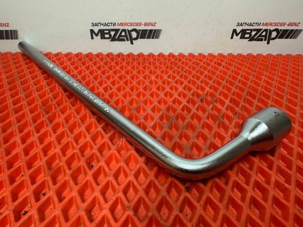 Ключ балонный оригинальный Mercedes W292 a2215810001