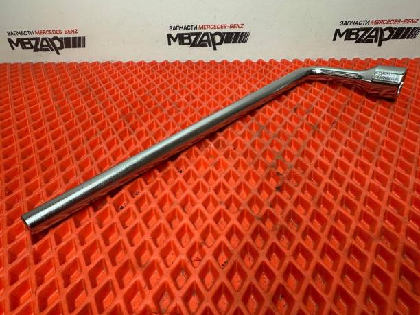 Ключ балонный оригинальный Mercedes W292 a2215810001