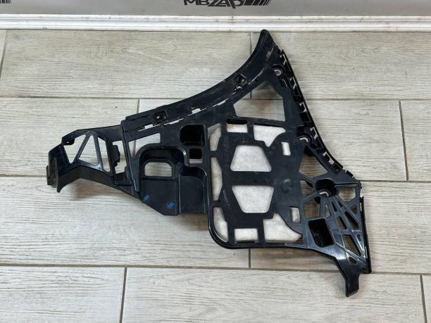 Кронштейн крепления заднего бампера Mercedes W292 a2928850121