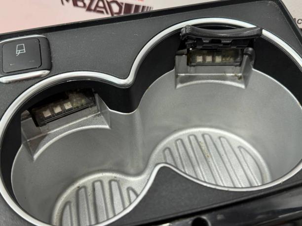 Подстаканник задней консоли Mercedes W222 S 222 a2226800414