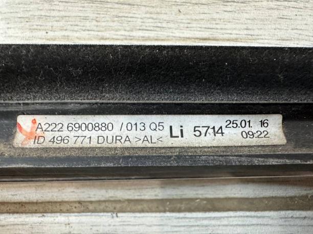 Молдинг двери задний левый Mercedes W222 a2226900880