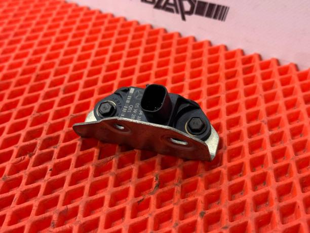 Датчик ускорения Mercedes W221 a0045423418