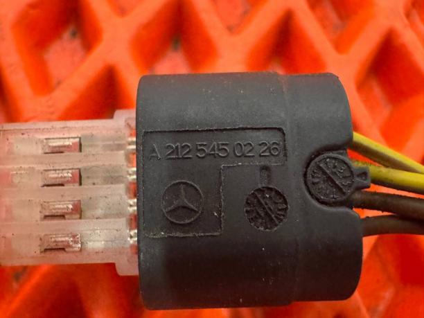 Разъем Mercedes W212 a2125450226