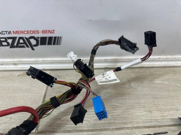 Проводка подкапотная Mercedes W221 a2215408008