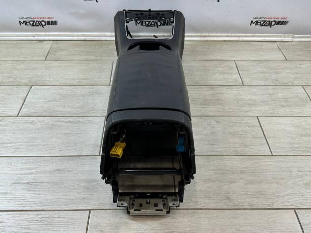 Центральная консоль Mercedes W222 a2226803604
