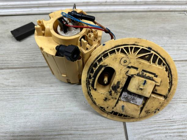 Топливный насос Mercedes W164 a1644701794