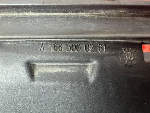Воздухозаборник  Mercedes W166 a1665000261