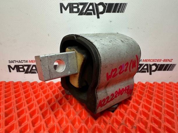 Подушка крепления КПП Mercedes W222 a2222401718