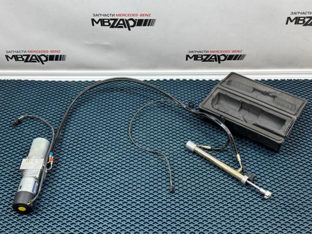 Насос привода багажника Mercedes W221 a2218000148