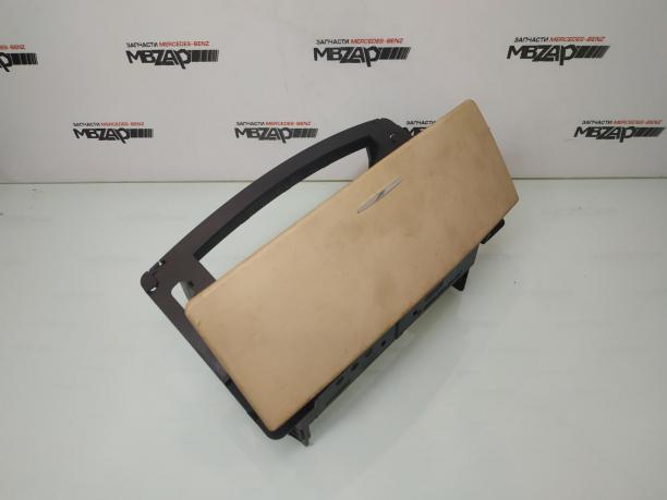 Крышка команда Mercedes w221 a2216800834
