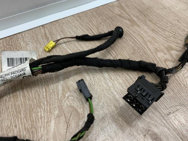 Проводка двери передней правой Mercedes W204 a2044400305