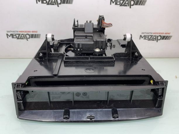 CD-чейнджер Mercedes W211 a2116803152