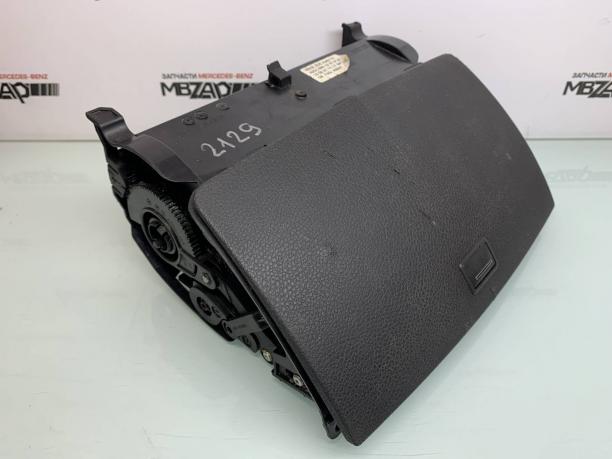 Монитор центральный Mercedes W204 a2048205497