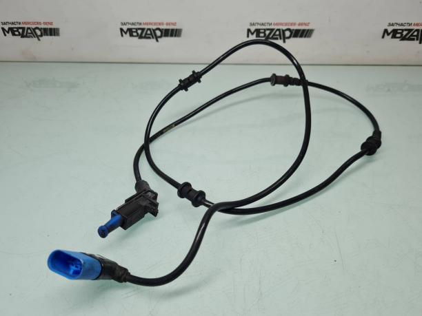 Провод датчика колодок передний Mercedes W205 a2055408128