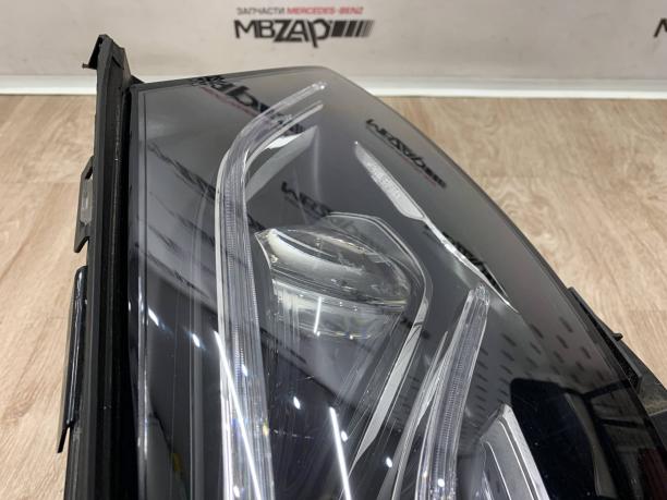 Фара правая Mercedes w213 a2139062606