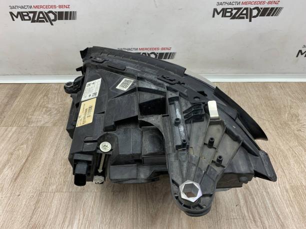 Фара правая Mercedes w213 a2139062606