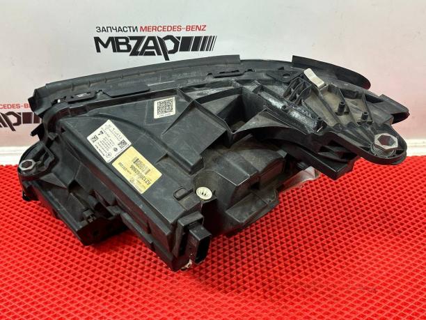 Фара правая Mercedes w213 a2139062606