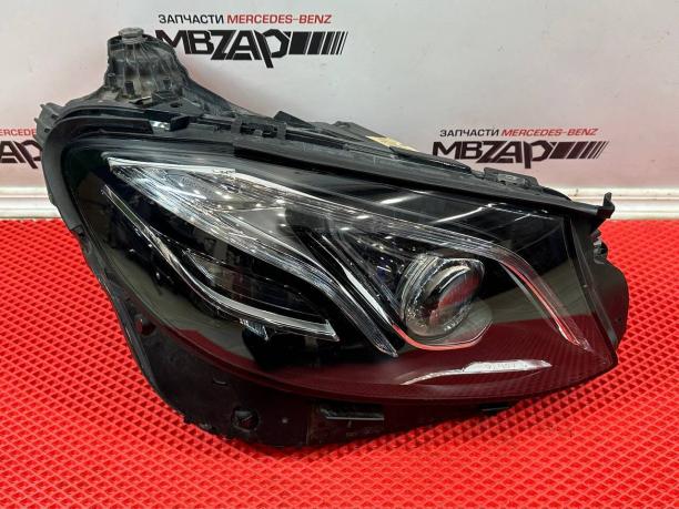 Фара правая Mercedes w213 a2139062606