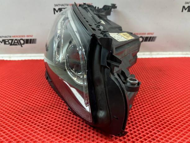 Фара правая Mercedes w213 a2139062606