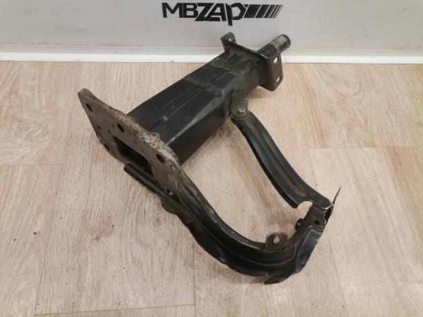 Кронштейн усилителя бампера Mercedes w219 a2196200295