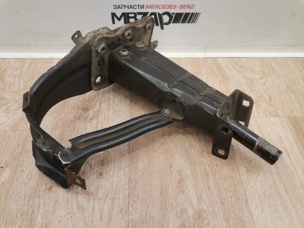 Кронштейн усилителя бампера Mercedes w219 a2196200295