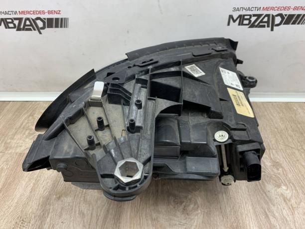 Фара левая Mercedes w213 a2139062506