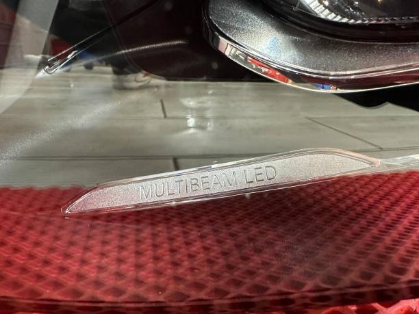 Фара левая Mercedes w213 a2139062506
