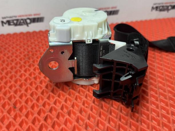 Ремень безопасности середина Mercedes W221 a2218602085