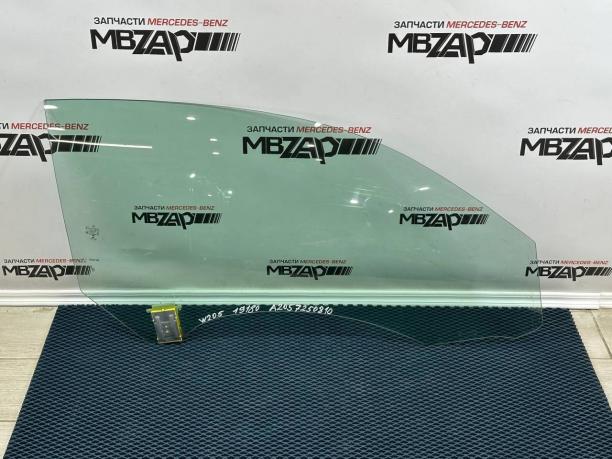 Стекло переднее правое Mercedes W205 купе a2057250810
