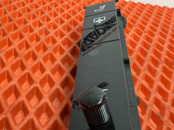 Блок кнопок торпедо Mercedes W222 a2229053805