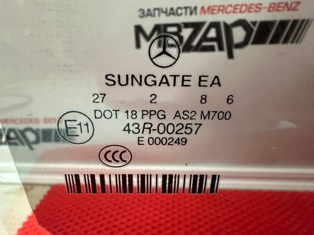 Стекло заднее правое Mercedes W221 двойное a2217301818