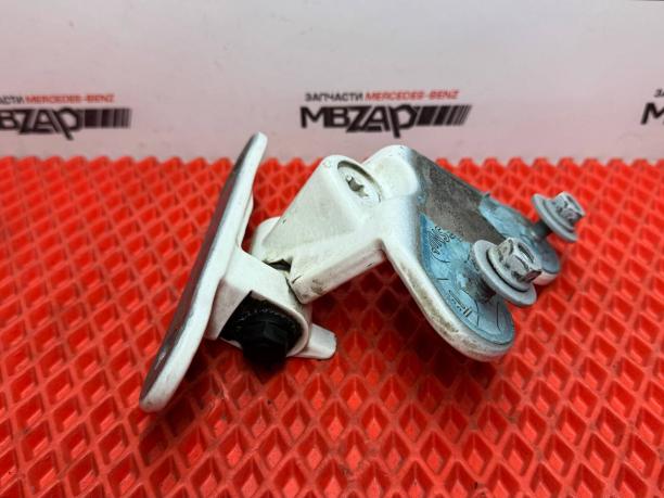 Петля двери задняя правая нижняя Mercedes W222 a2227300437