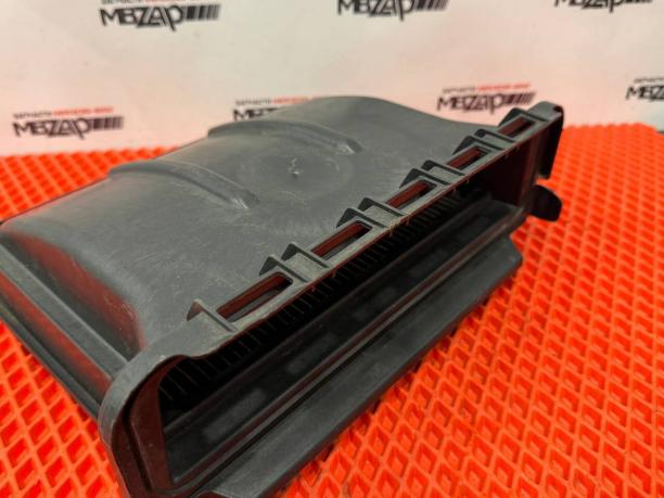 Корпус воздухозаборника Mercedes W213 a2138307400