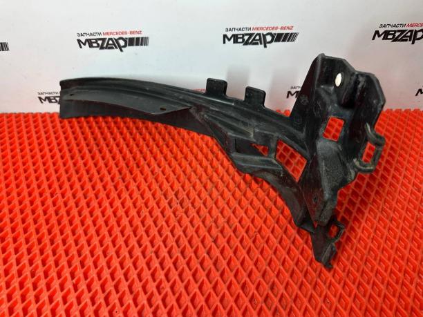 Кронштейн заднего бампера правый Mercedes W238 a2388803600